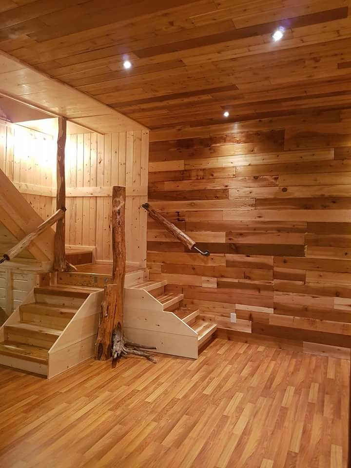 Walk Through The Woods Entertainment Room