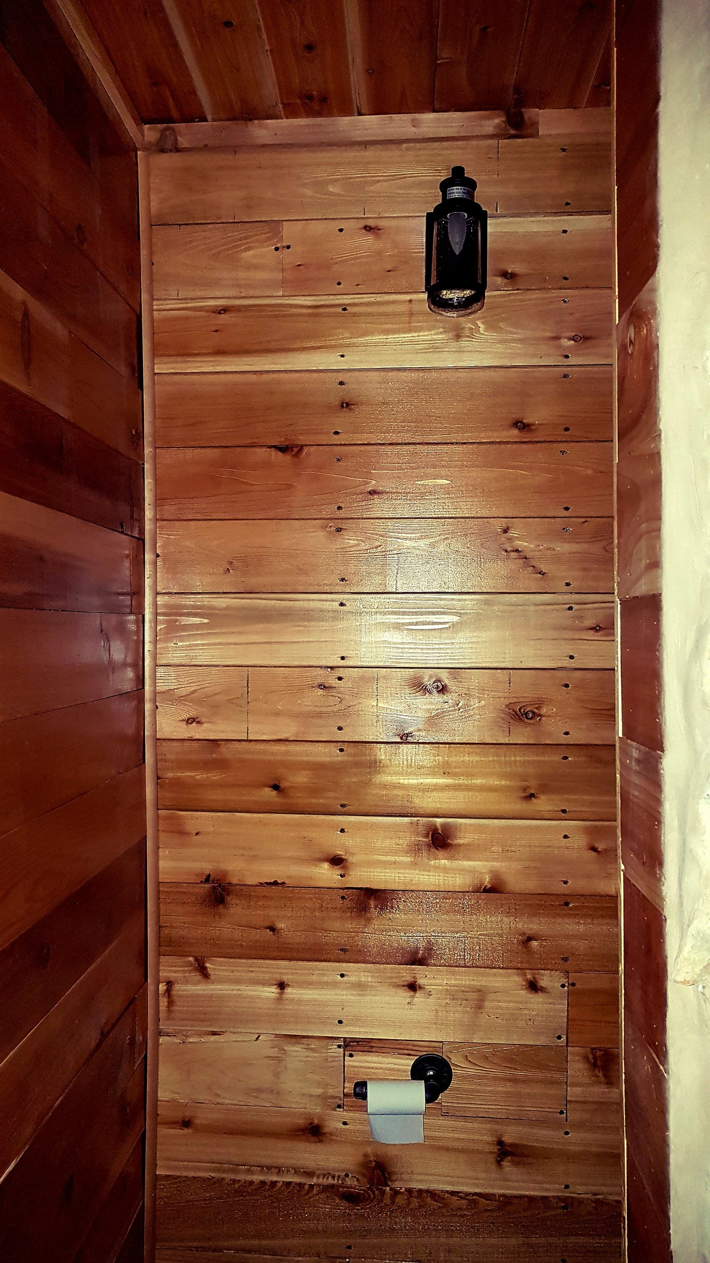 Quaint Cabin Bathroom